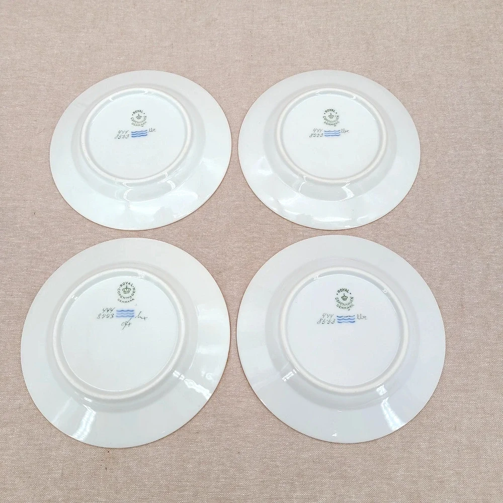 4 pcs - Royal Copenhagen 'Henriette' 6.25 Inch Bread & Butter Plates #444-8553
